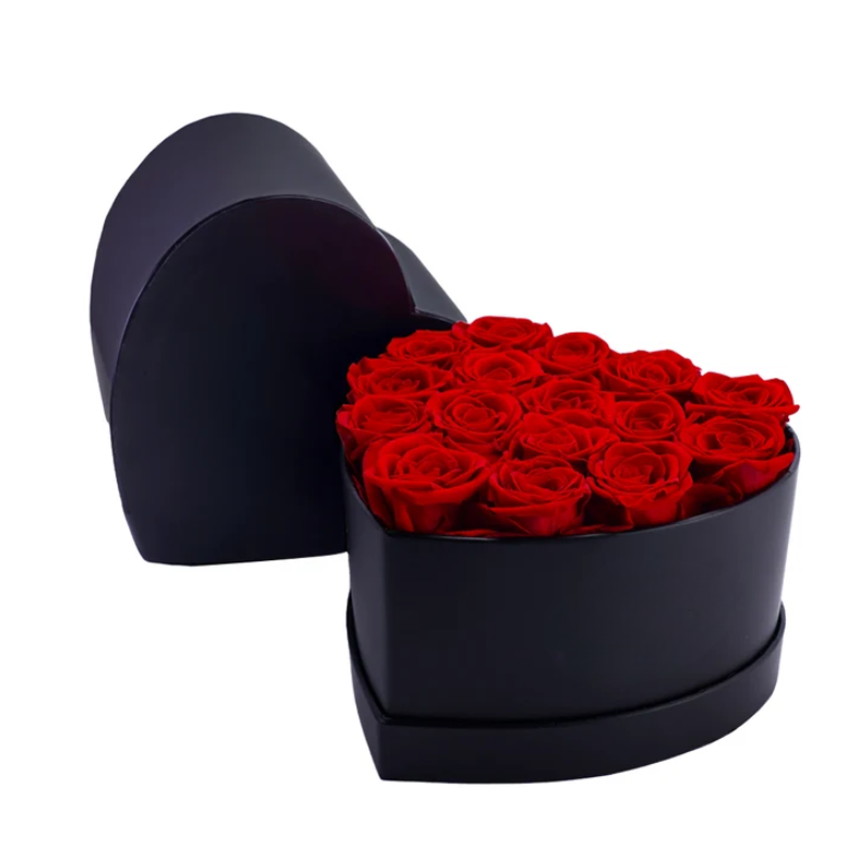 Bouquet di Rose Eterne a Cuore
